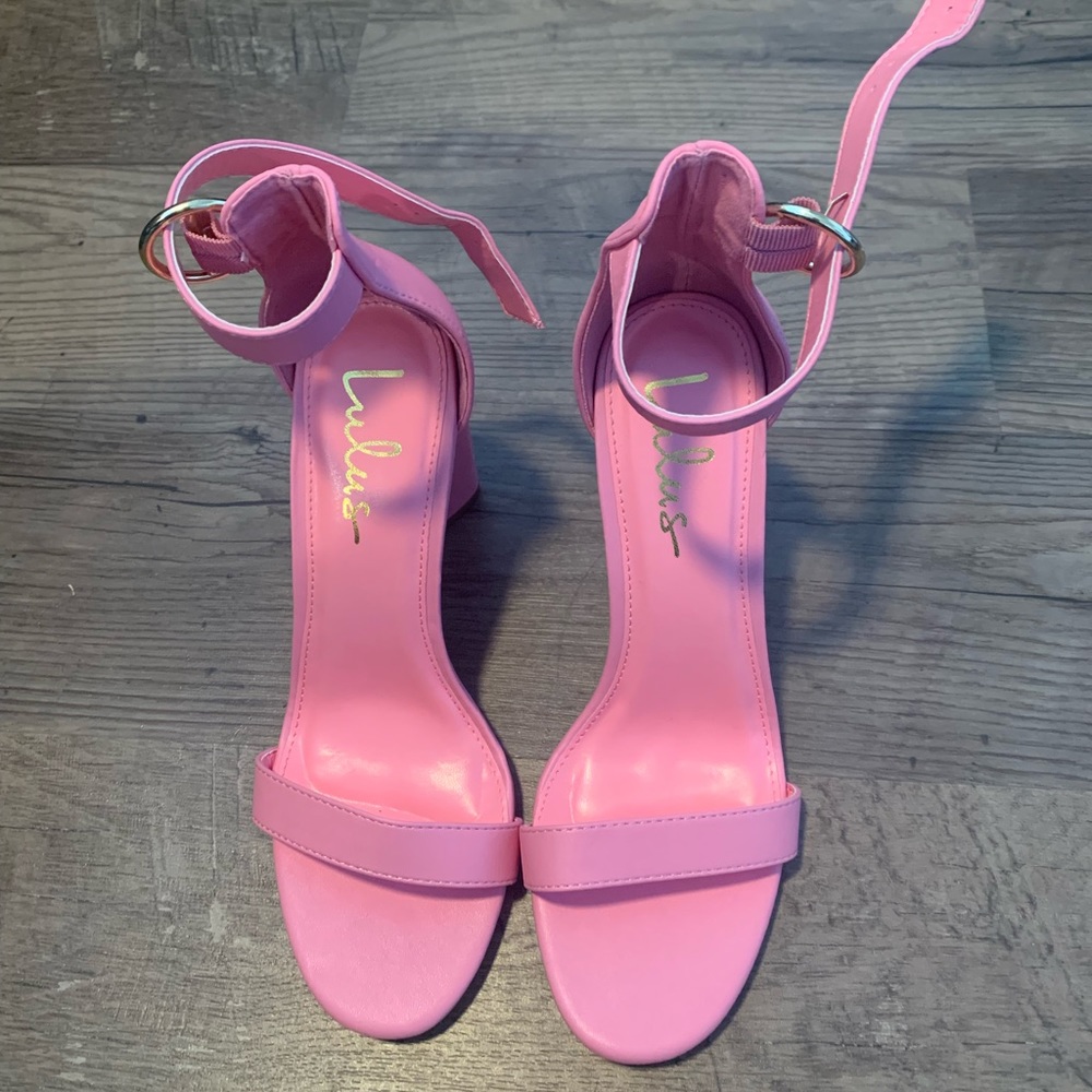 Lulus pink heels